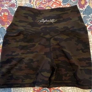 Alphalete camo shorts